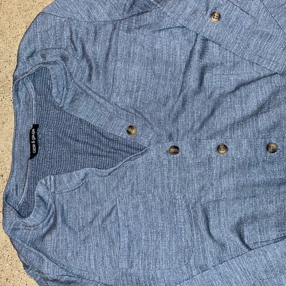 Cable & Gauge Gray Button-Down Shirt - Picture 1 of 3
